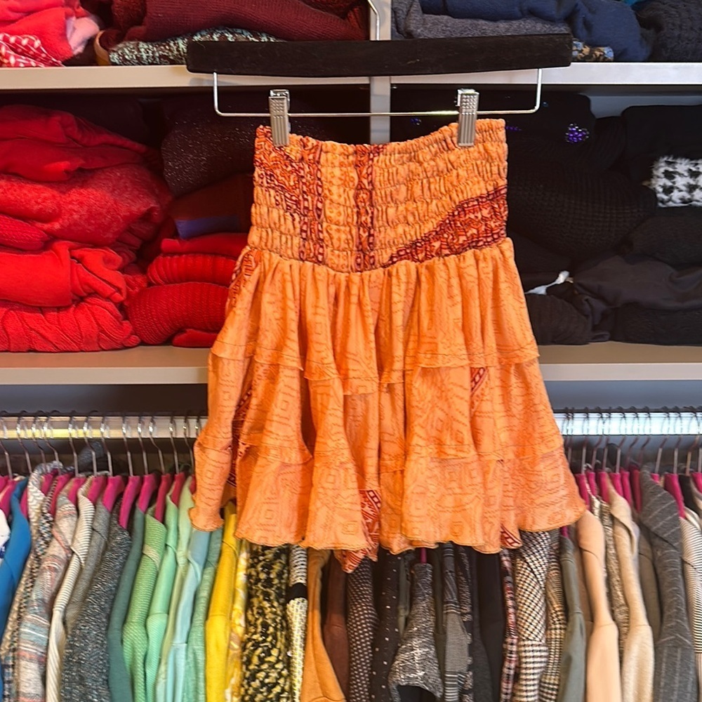 Unbranded orange/red print elastic waistband silk blend tiered skirt size S